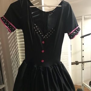 Women’s waitress costume